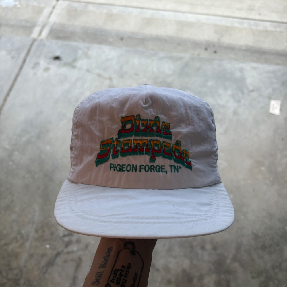 Vintage Dixie Stampede Pigeon Forge TN Tourist Souvenir‎ Hat Cap